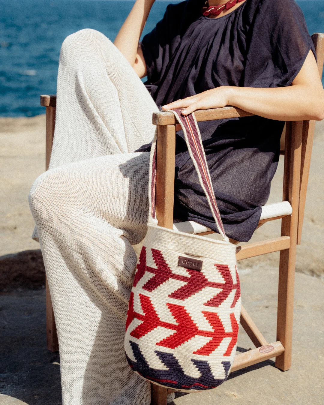 Irene Bolso Wayuu N°35 – Azul Marino y Burdeos