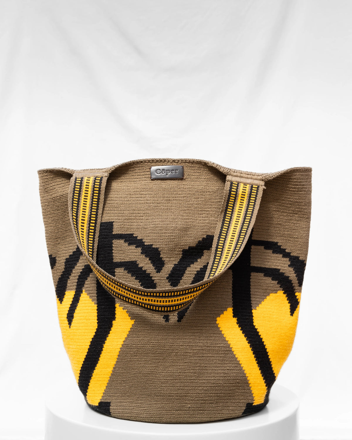 Celia Bolso Tote Wayuu N°09 – Verde Oliva