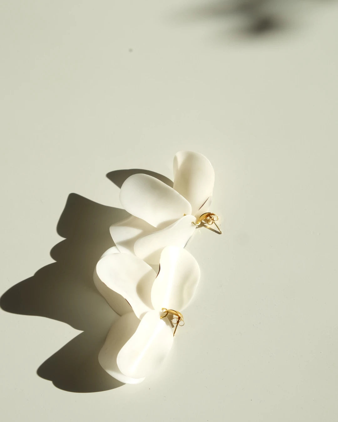 Aros Flora | Off-White