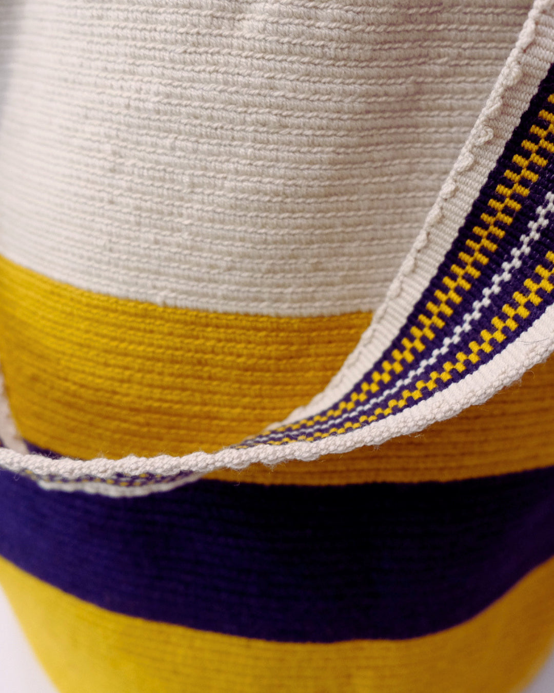 Celia Bolso Tote Wayuu N°18 – Beige y Mostaza
