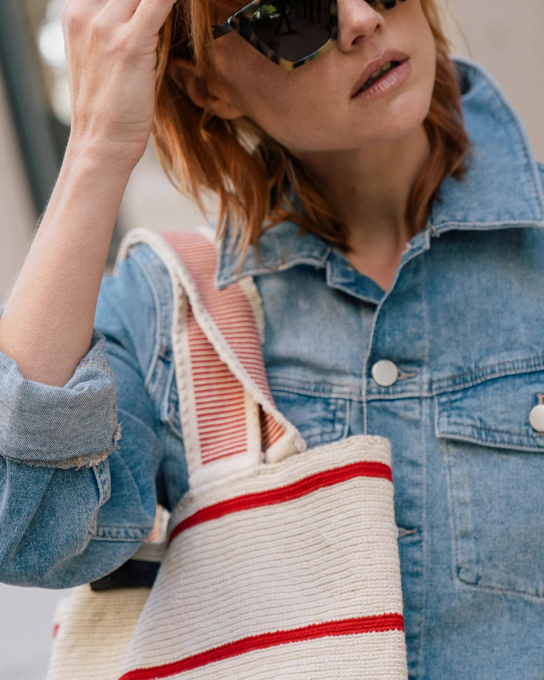 Celia Bolso Tote Wayuu N°30 – Beige y Rojo