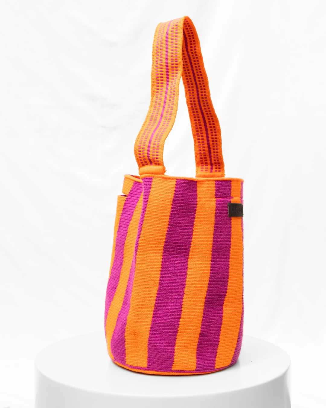 Irene Bolso Wayuu N°56 – Magenta y Naranja