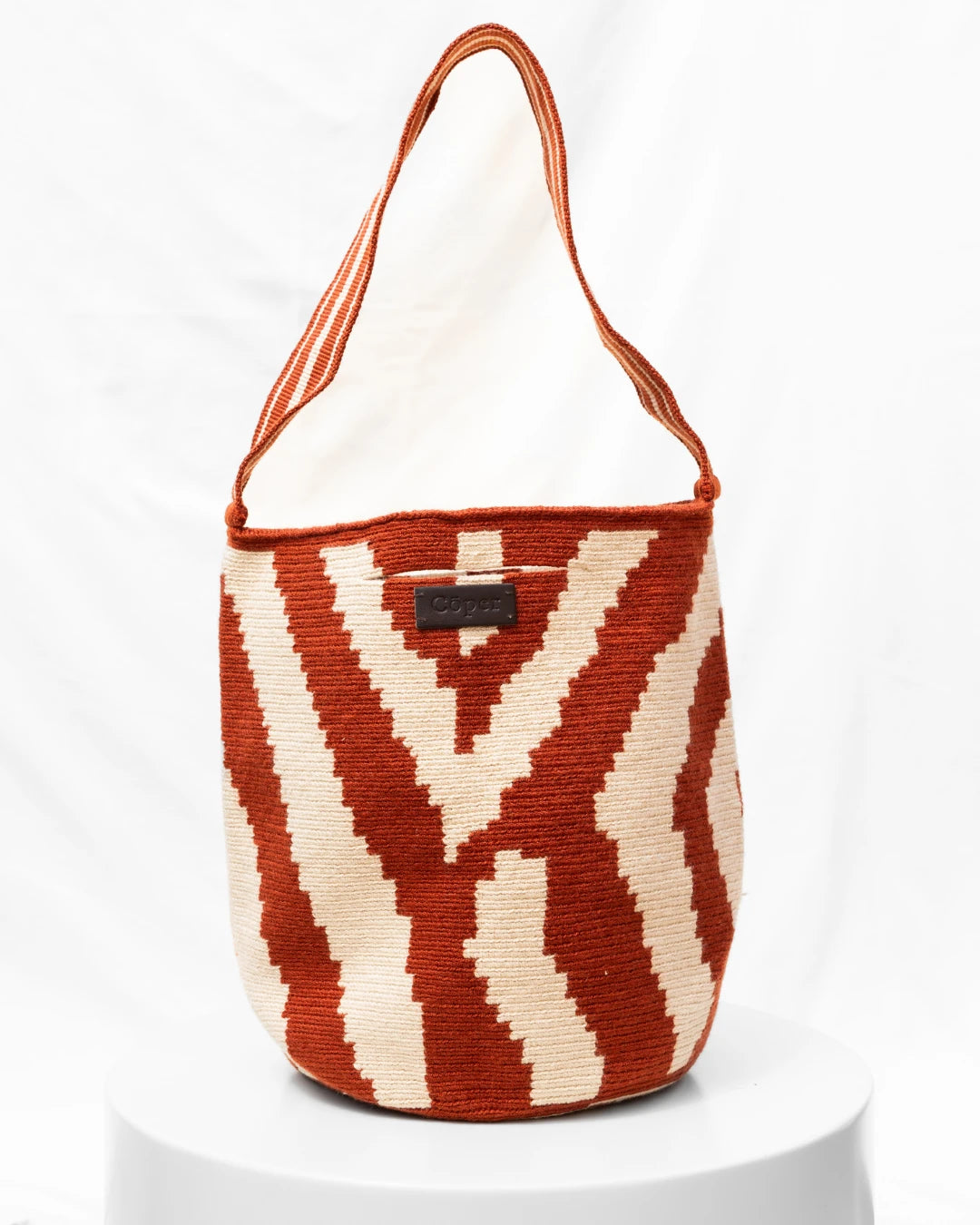 Irene Bolso Wayuu N°39 – Rojo Arcilla