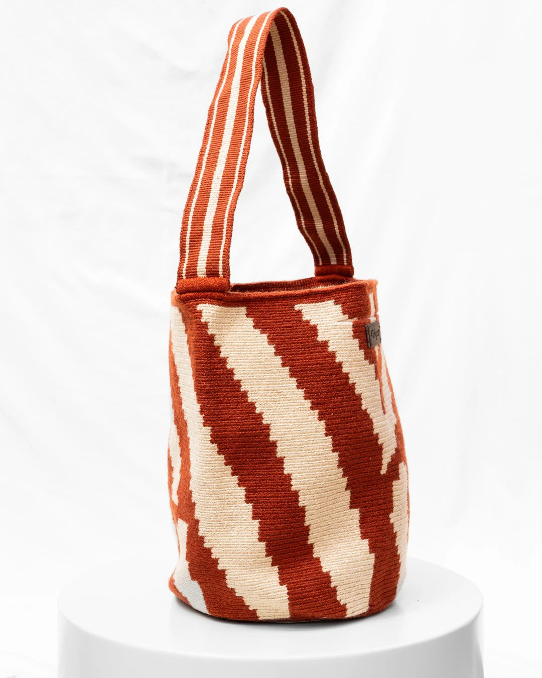 Irene Bolso Wayuu N°39 – Rojo Arcilla