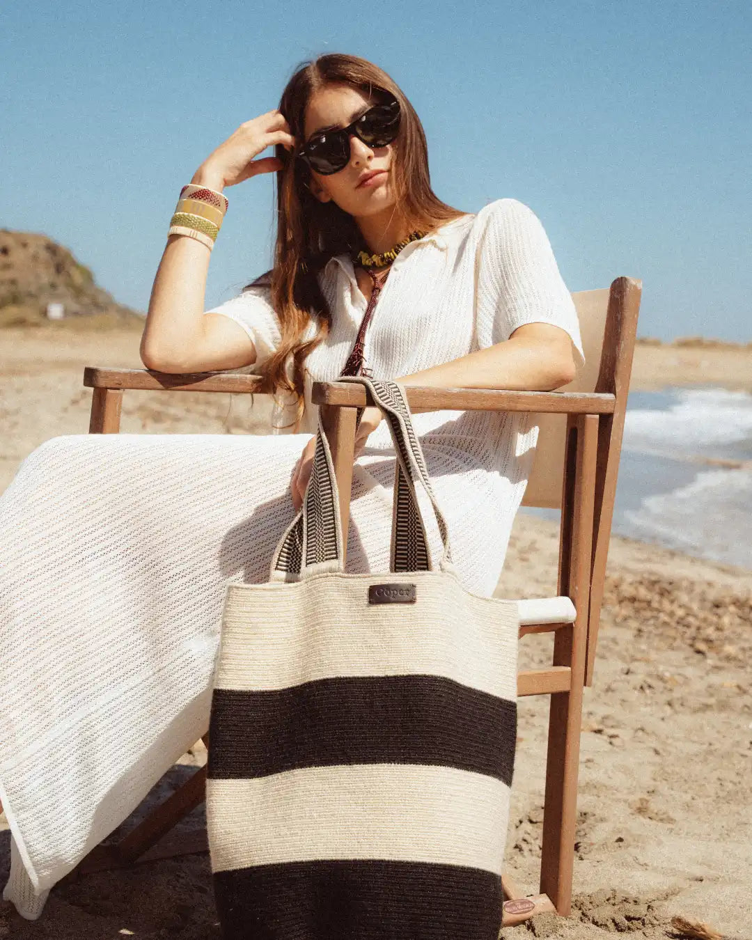 Celia Bolso Tote Wayuu N°51 – Negro y Beige