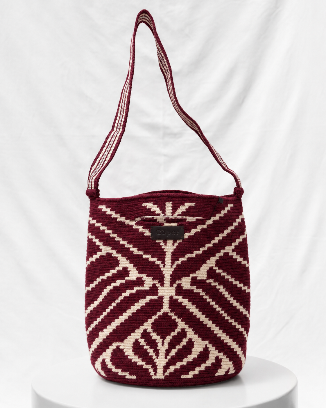 Irene Bolso Wayuu N°06 – Burdeos