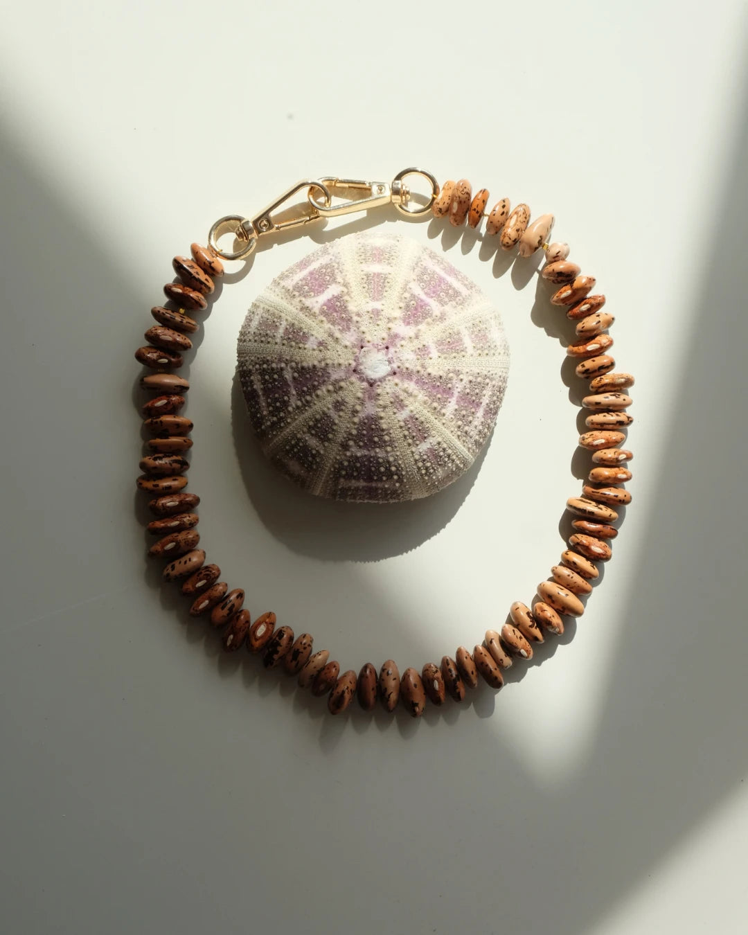 Collar Agnes Frijoles - Café