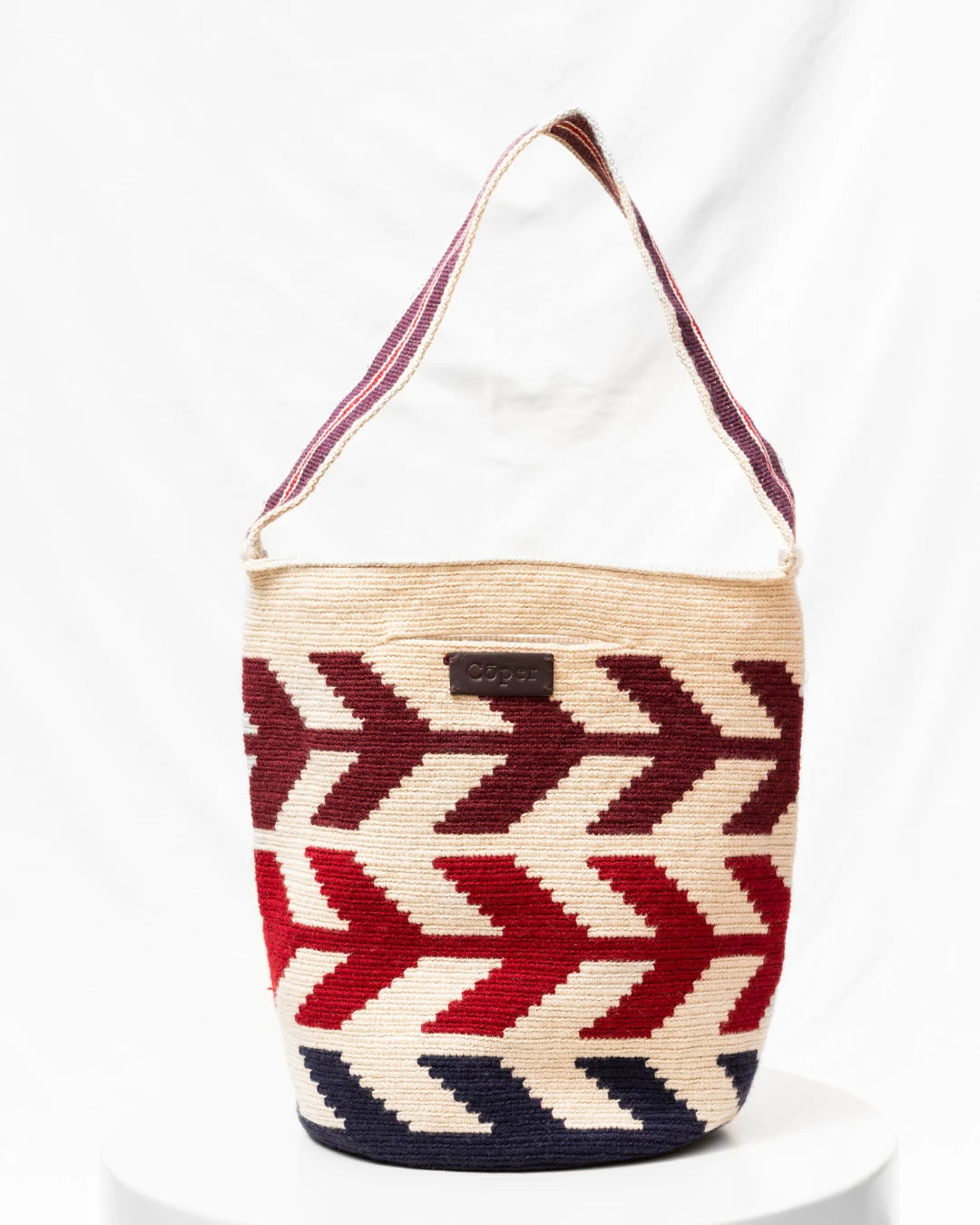 Irene Bolso Wayuu N°35 – Azul Marino y Burdeos