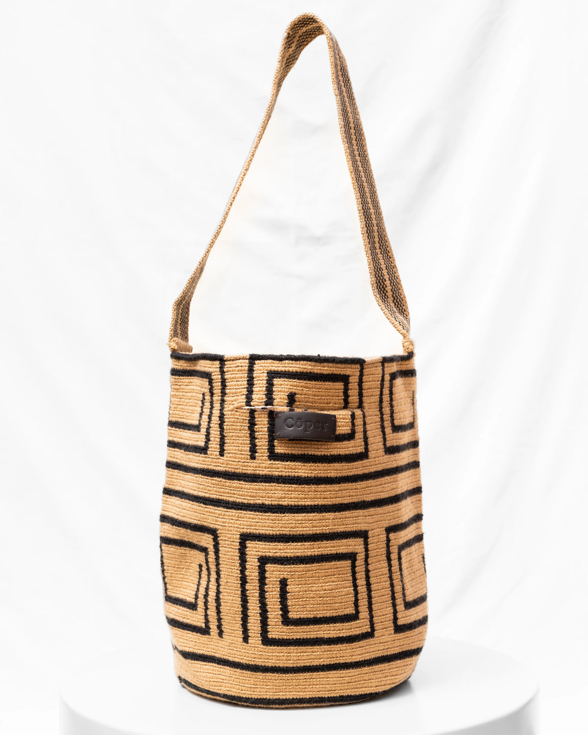 Irene Bolso Wayuu N°05 – Arena