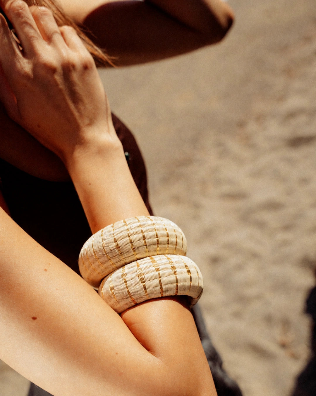 Brazalete Franca de Fibra Werregue – Oro